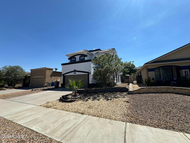 Building Photo - 5020 Gold Ranch Ave