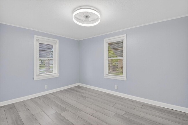 Building Photo - 239 NW 6th Ave