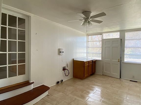 Building Photo - 3035 Ridgemeadow Dr