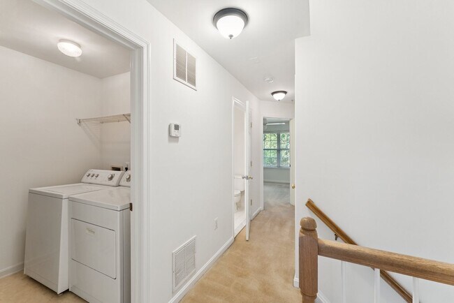 Building Photo - 11892 Breton Ct
