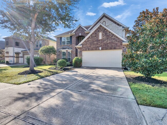 Building Photo - 28655 Maple Red Dr