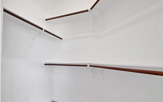 Building Photo - 1819 Navarre Wy