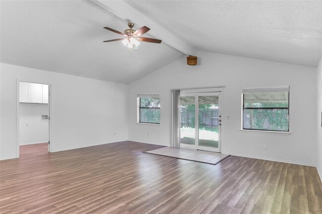 Building Photo - 2509 Sumac Ln