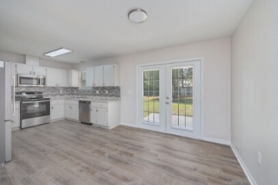 Building Photo - 126 Camellia Pl