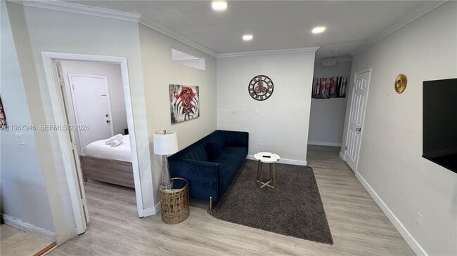 Building Photo - 10004 E Bay Harbor Dr