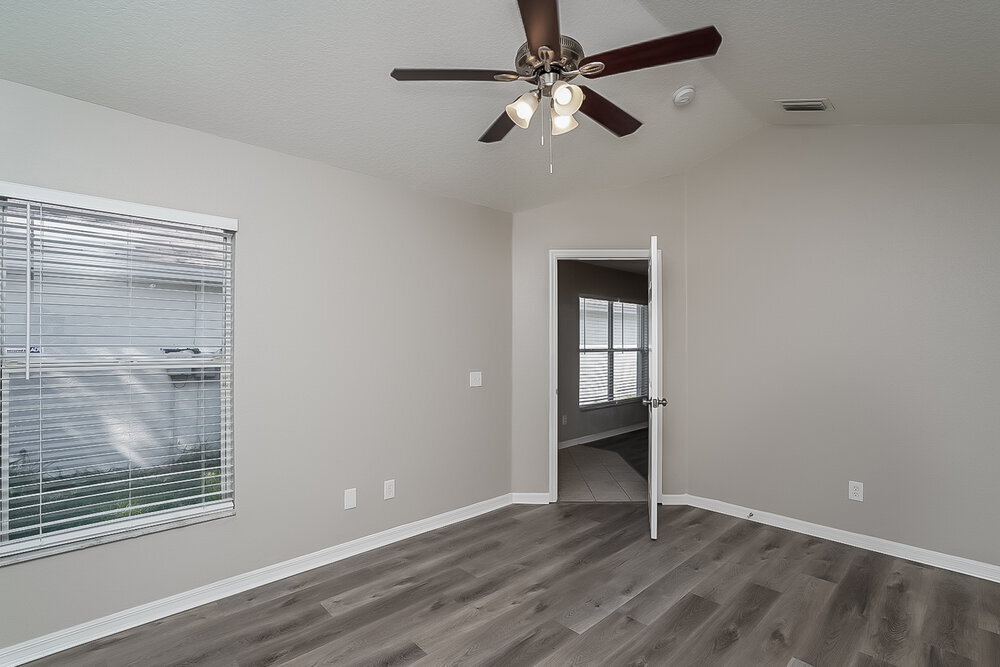 Building Photo - 14943 Deer Meadow Dr