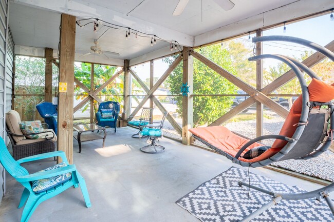 Primary Photo - FURNISHED OFF-SEASON MONTHLY RENTAL-STARTI...