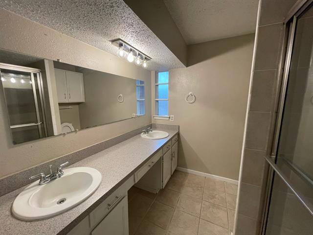 Building Photo - 5500 Holly Trail