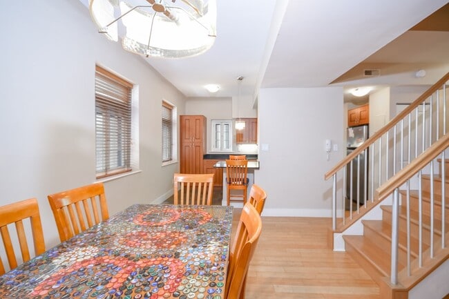 Building Photo - 603 Westgate Ave