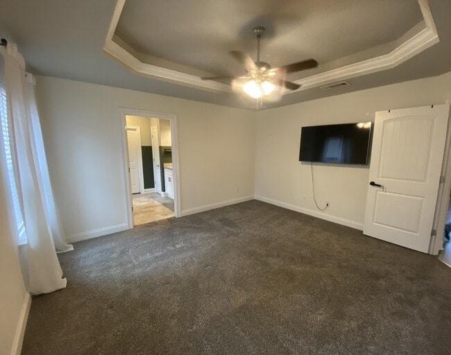 Building Photo - 6841 Nelson St