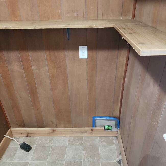 Building Photo - 1015 Camden Ave