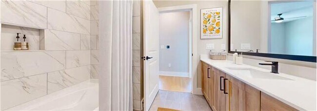 Building Photo - 2301 Aldrich St