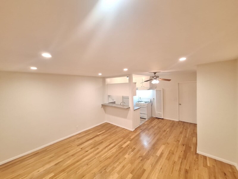 Building Photo - 4660 Kester Ave