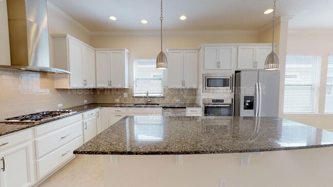 Building Photo - 203 Southern Oak Dr