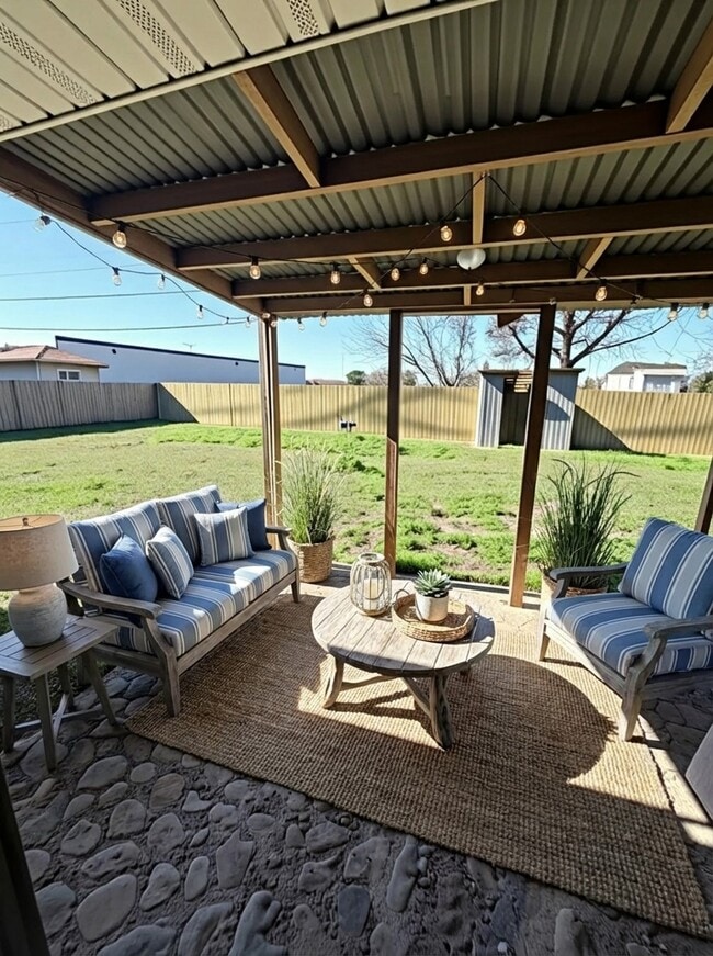 Building Photo - 3616 Willowick Dr