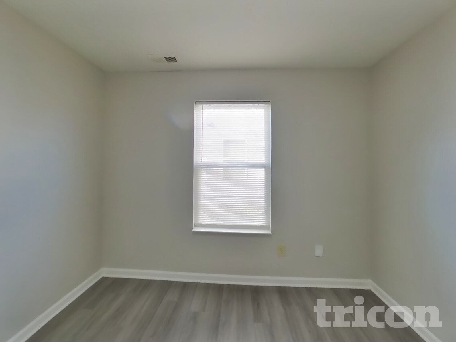 Building Photo - 11268 Lucky Dan Dr