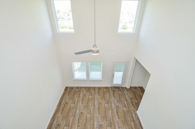 Building Photo - 8047 Marchese Dr