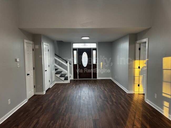 Building Photo - 813 Greyson Rd