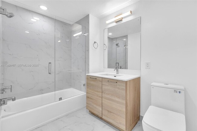 Building Photo - 16385 Biscayne Blvd