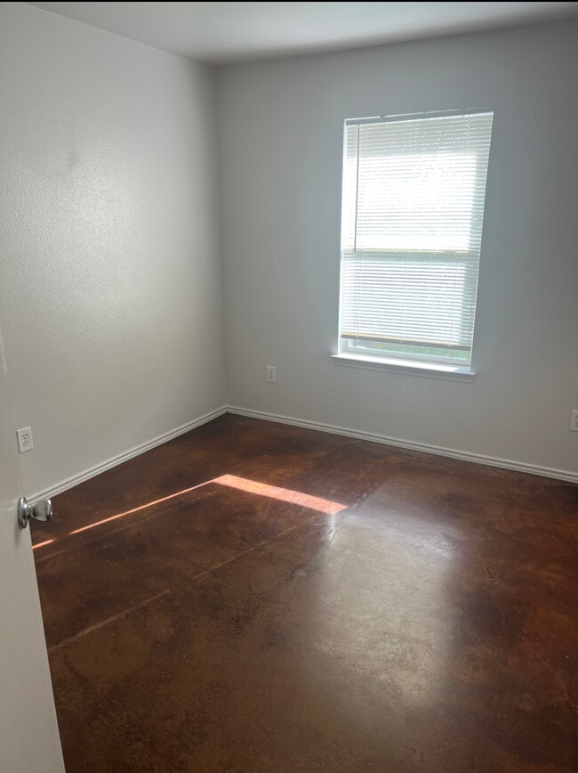 Building Photo - 7802 Downe Dr