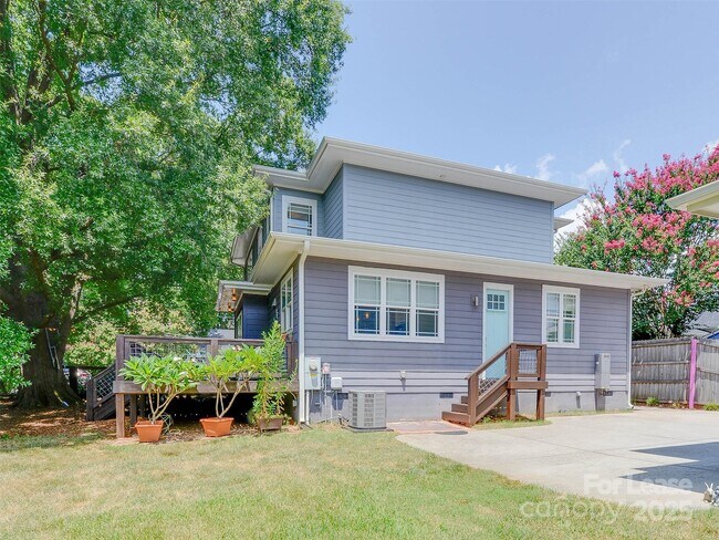 Building Photo - 3024 Yadkin Ave