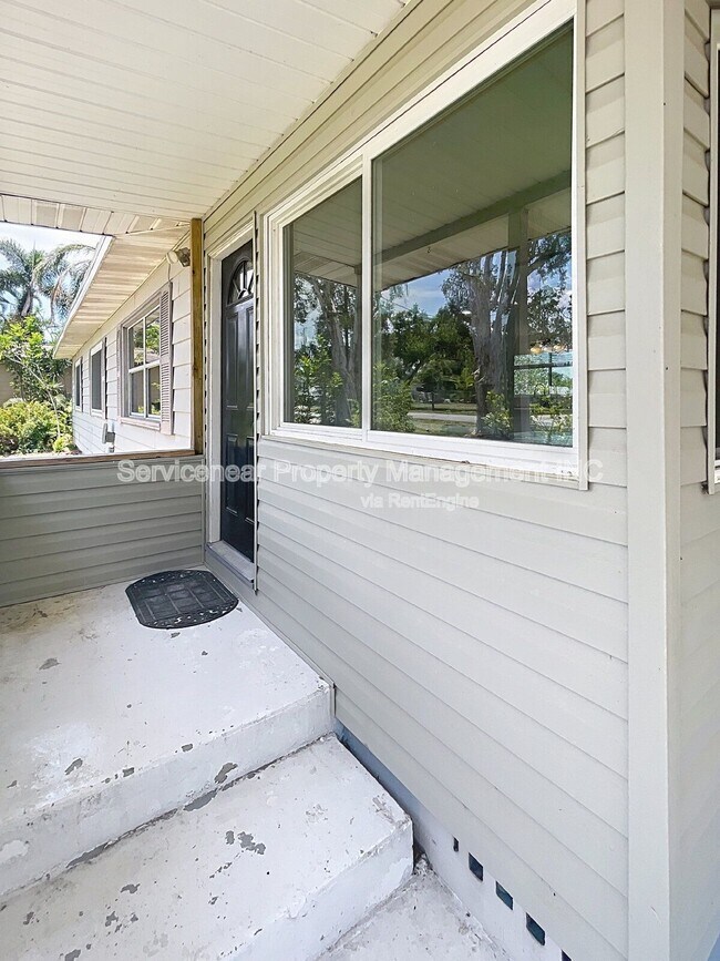 Building Photo - 4722 Harris Ave