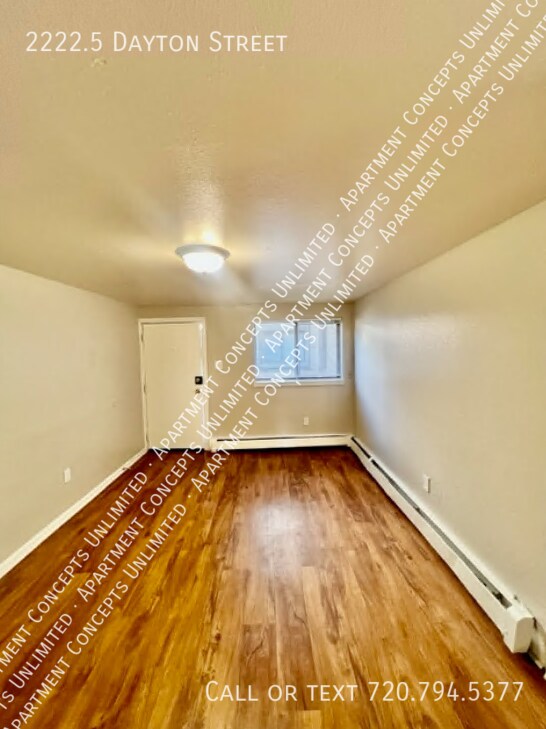 Building Photo - 2222.5 Dayton St