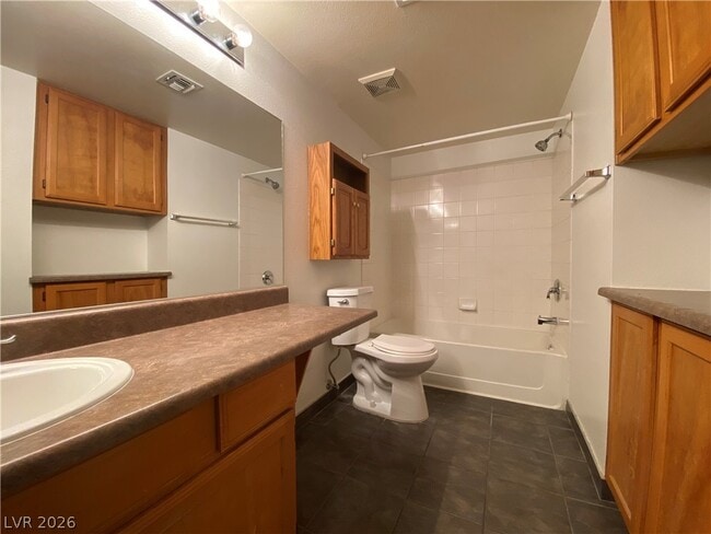 Building Photo - 45 Maleena Mesa St