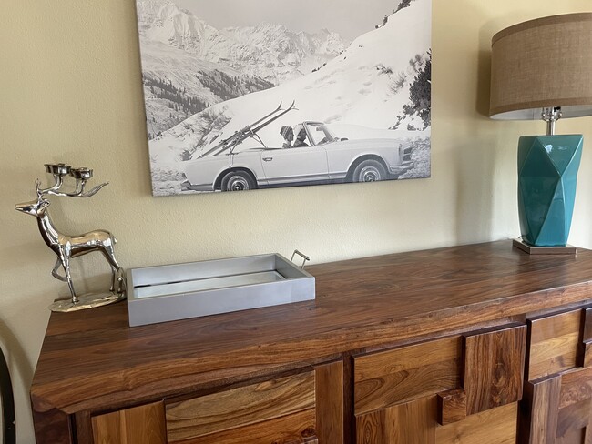 Building Photo - 230 Nottingham Rd