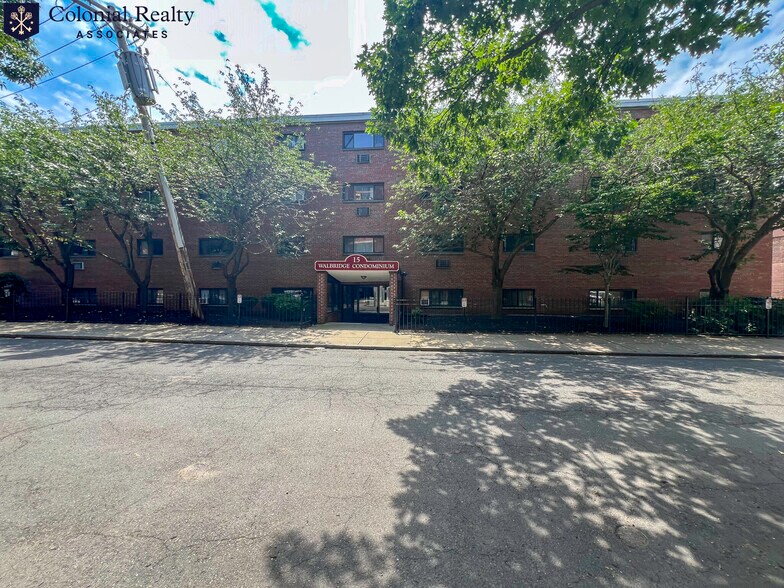 Building Photo - 15 Walbridge St