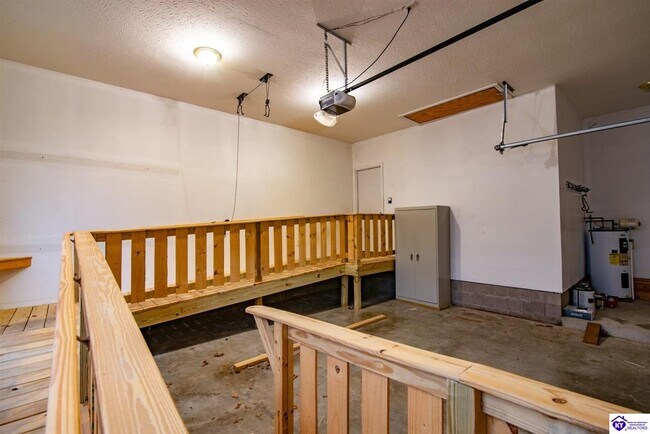 Building Photo - 45 Crosslin Ct