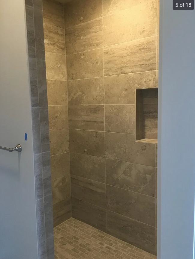 Building Photo - Beautiful 3 Bedroom Home