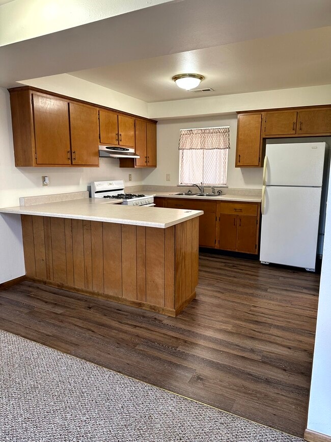 Building Photo - 2 Florentine Ct