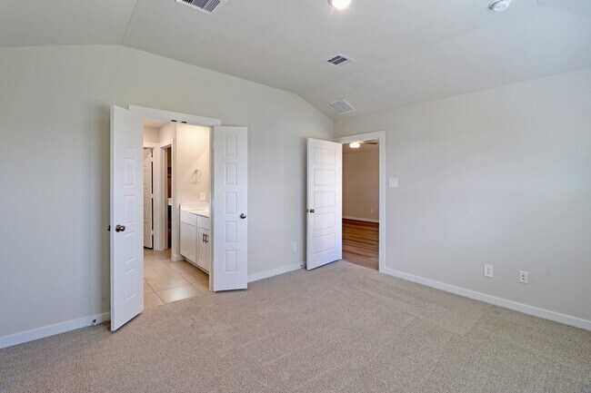 Building Photo - 2611 Cactus Rnch Ln