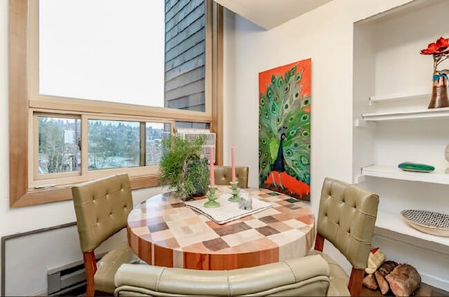 Building Photo - Desiree Condominiums ~ Queen Anne