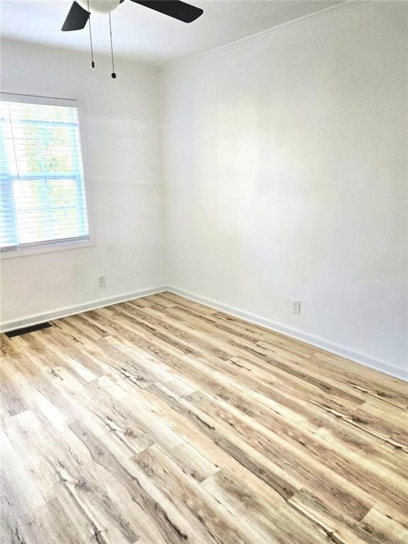 Building Photo - 522 Wimbledon Rd NE