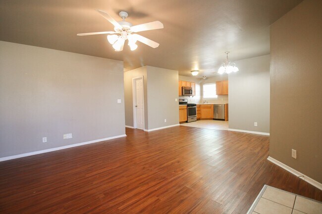 Building Photo - 3 Bed 2 Bath Rental Home in Tulsa