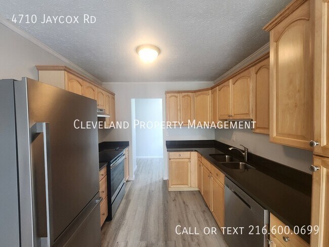 Building Photo - 4710 Jaycox Rd