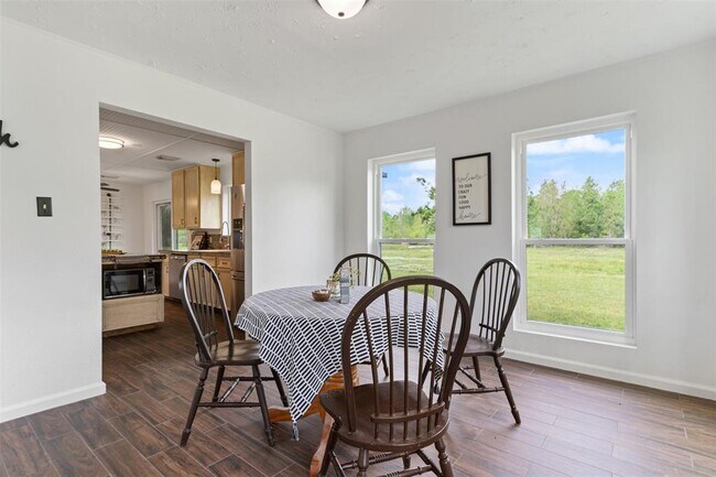 Building Photo - 17926 Country Pl Dr