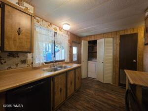 Building Photo - 5780 Hopi Ln