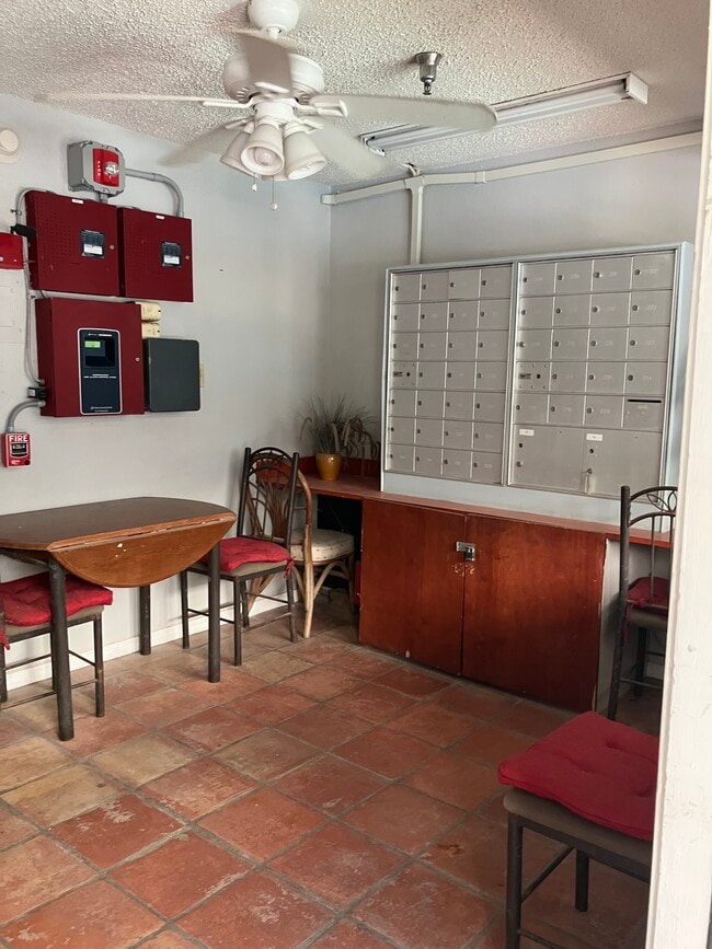 Building Photo - 14825 Windward Dr