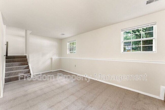 Building Photo - 2516 Tabor Ct