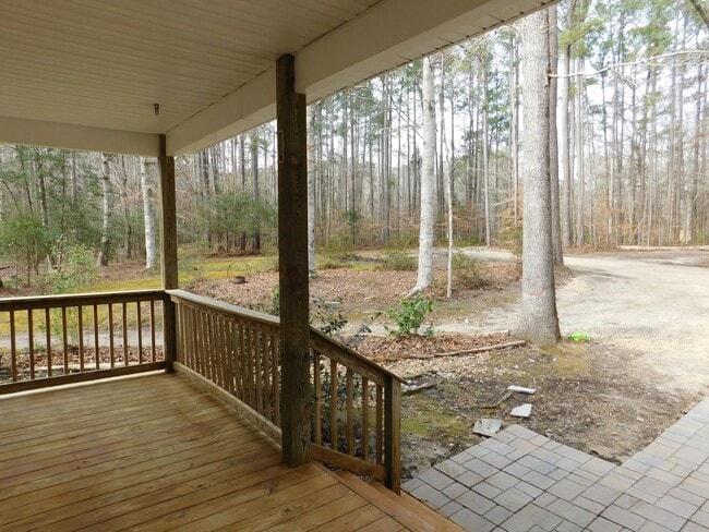 Building Photo - 273 Scott Farm Ln