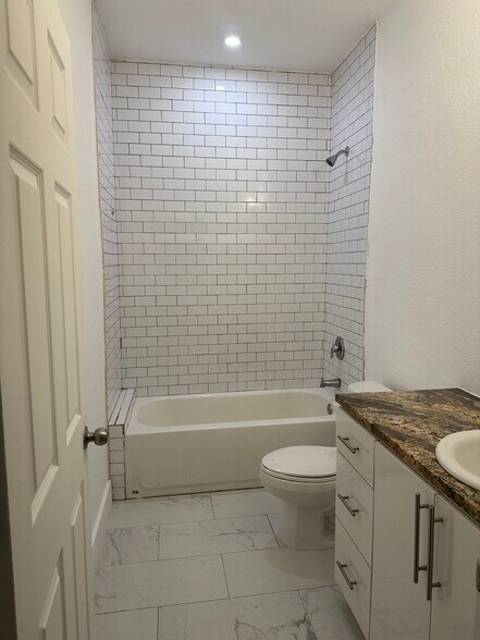 Building Photo - 445 NW 77th St