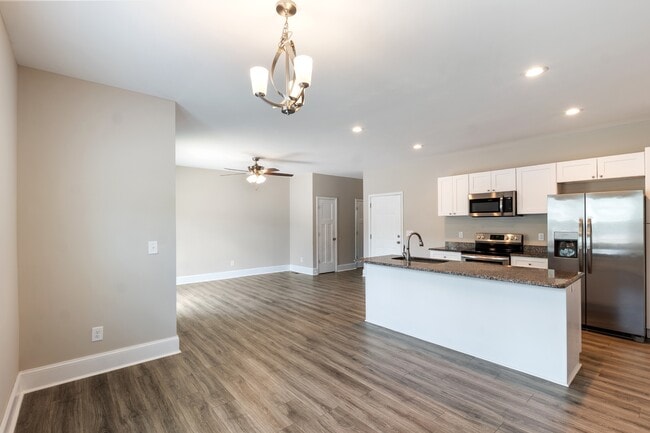 Building Photo - 852 Ducks Lndg