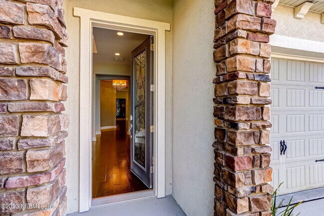 Building Photo - 14909 Venosa Cir