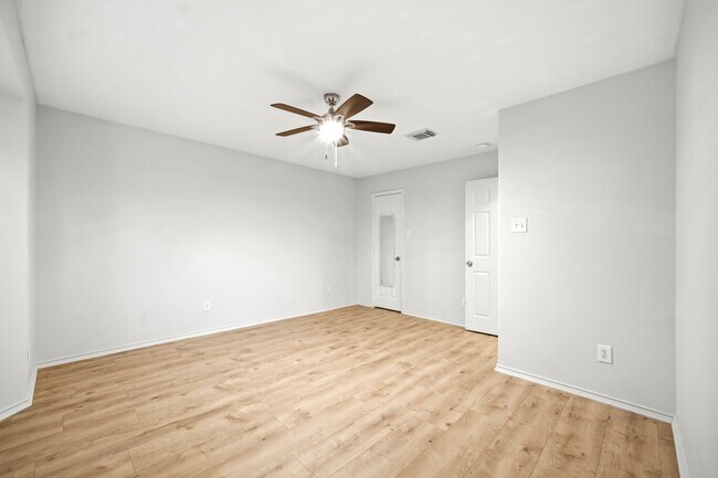 Building Photo - 6931 Hamilton Falls Ln