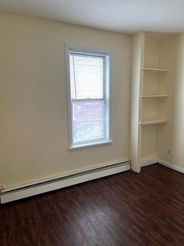 Building Photo - 464 Wethersfield Ave