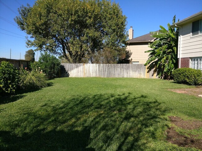 Building Photo - 4219 Margate Dr