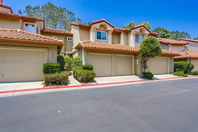 Building Photo - 3887 Creststone Pl